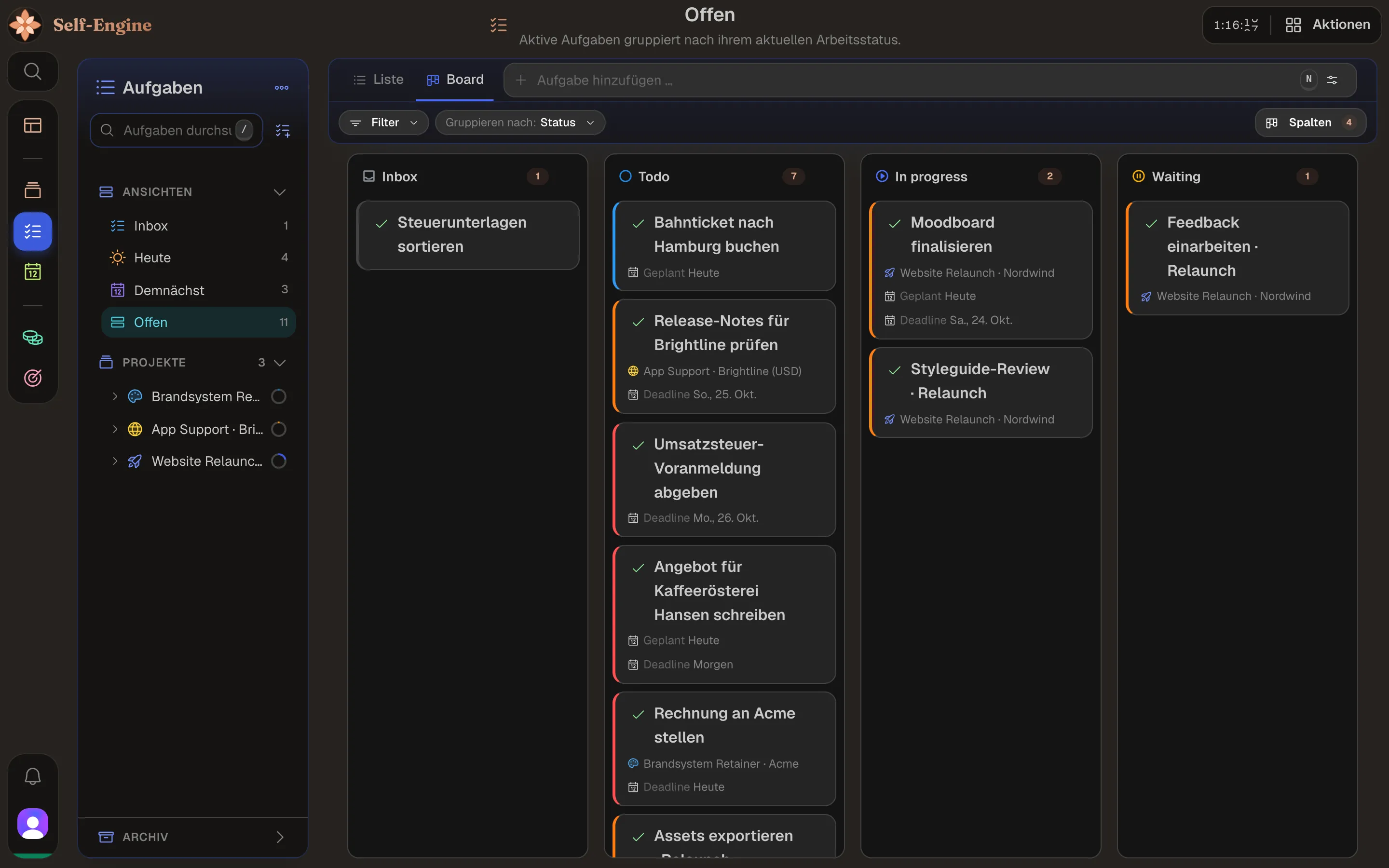 Aufgaben-Board mit Spalten für Inbox, Todo, In Progress und Waiting, jede Aufgabe mit Projekt, Planung und Deadline